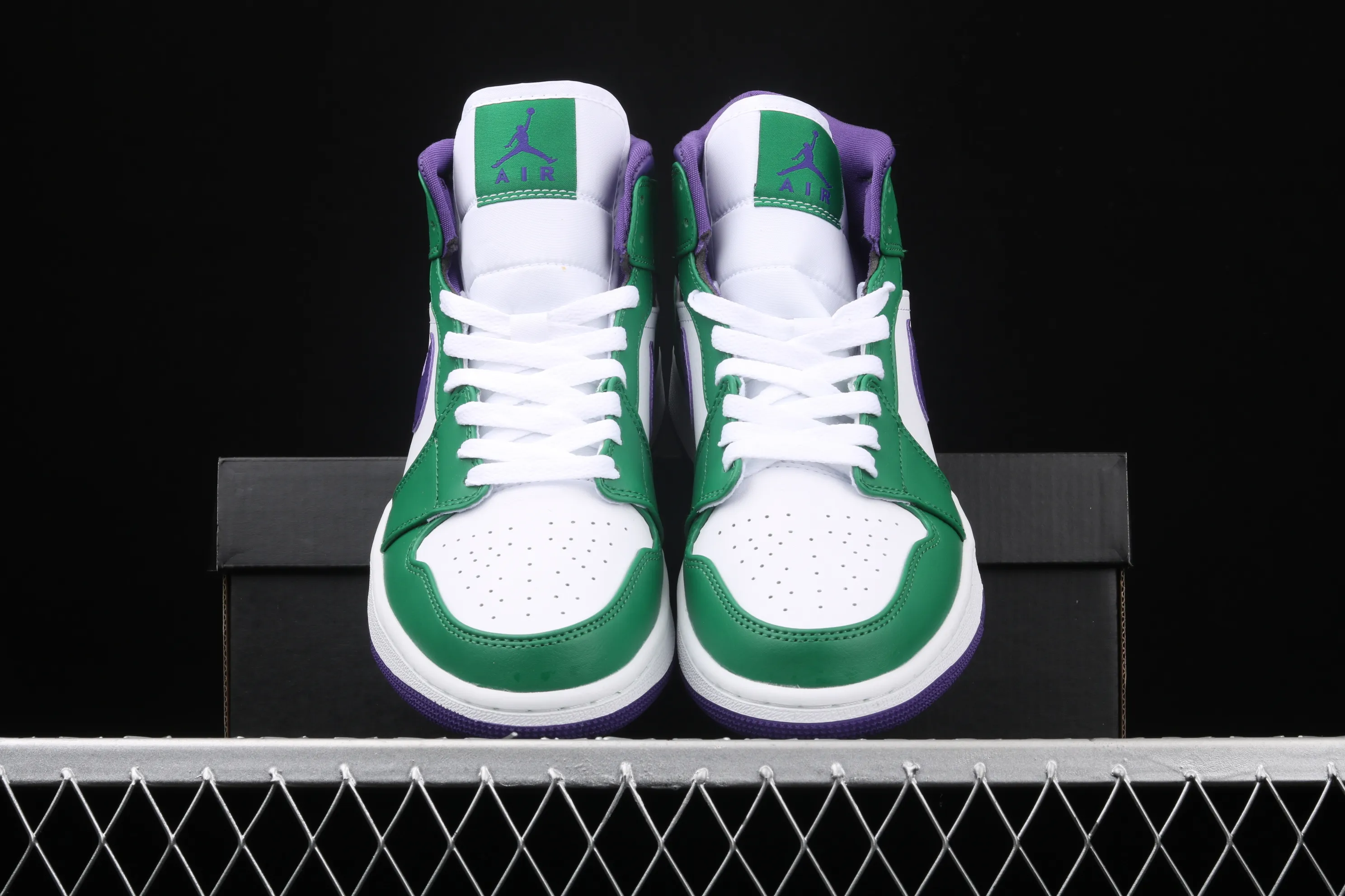 All Categories Air Jordan Jordan Series Basketball Shoes Air Jordan 1 Mid Air Jordan 1 Mid "Hulk" AJ1 Joe 1 Hulk White Purple Green Mid-top Classic Retro Cultural Leisure Sports Basketball Shoes 554724-300